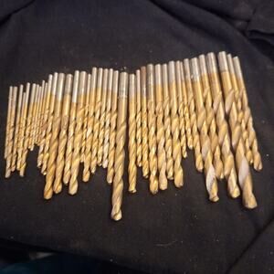 40 TITANIUM HIGH SPEED STEEL DRILL BITS SPLIT POINT METAL GOLD